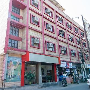 Hotel Gorbandh